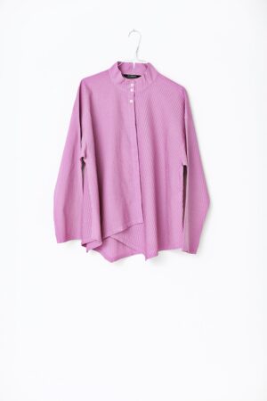 Pink shirt with asymmetric closure from YaccoMaricard
