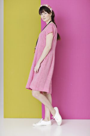 Pink linen dress with sleeves