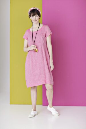 Pink linen dress with sleeves