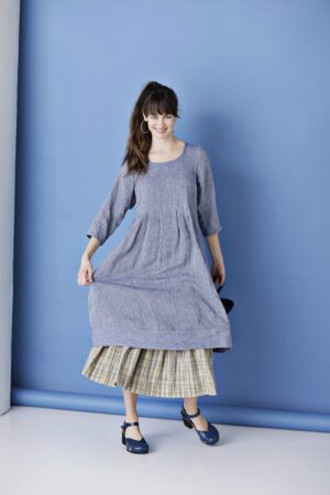 Blue linen dress with pleats