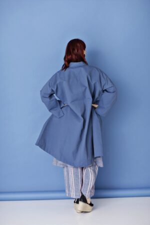 Blå forårsfrakke med A-silhuet