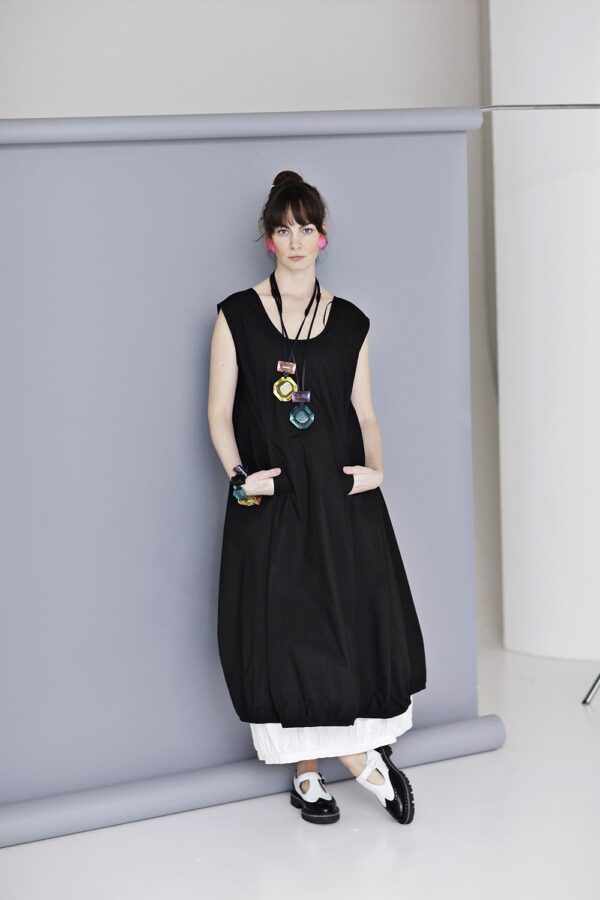 Mc769c-ba-black-dress-organic-cotton-kjole-bomuld-sort-McVERDI-3