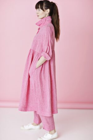 Mc772F-pi-pink-linen-dress-lyspink-hørkjole-linenshirt-hørskjorte-McVERDI-7