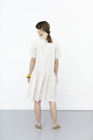mc726c-dress-offwhite-sommerkjole-smock dress-hvid kjole-mcverdi-hørkjole-3