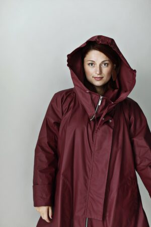 Bourgogne jacket with an A-line silhouette