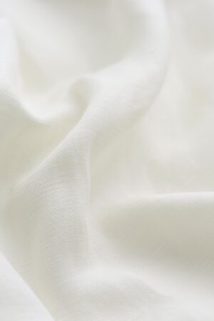 Hvid oversize skjorte i cupro / hør