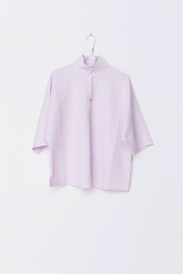 Light pink YaccoMaricard shirt with short sleeves