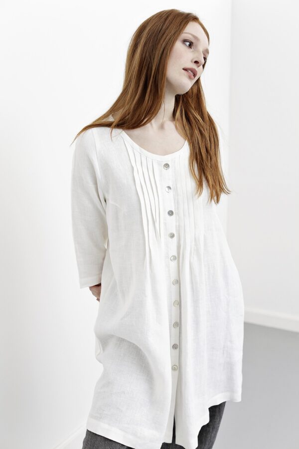 Linen shirt with pintucks in white