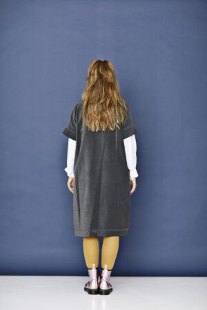 Grey tunic dress with a V-neck in corduroy