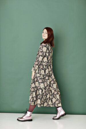 vrv602-robe-ellie-rosa-noir-zen-ethic-kjole-3