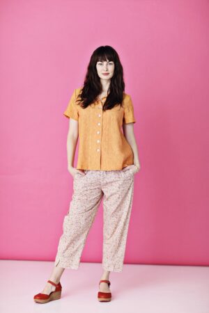 Trousers with elastic waistband in floral rose Liberty print