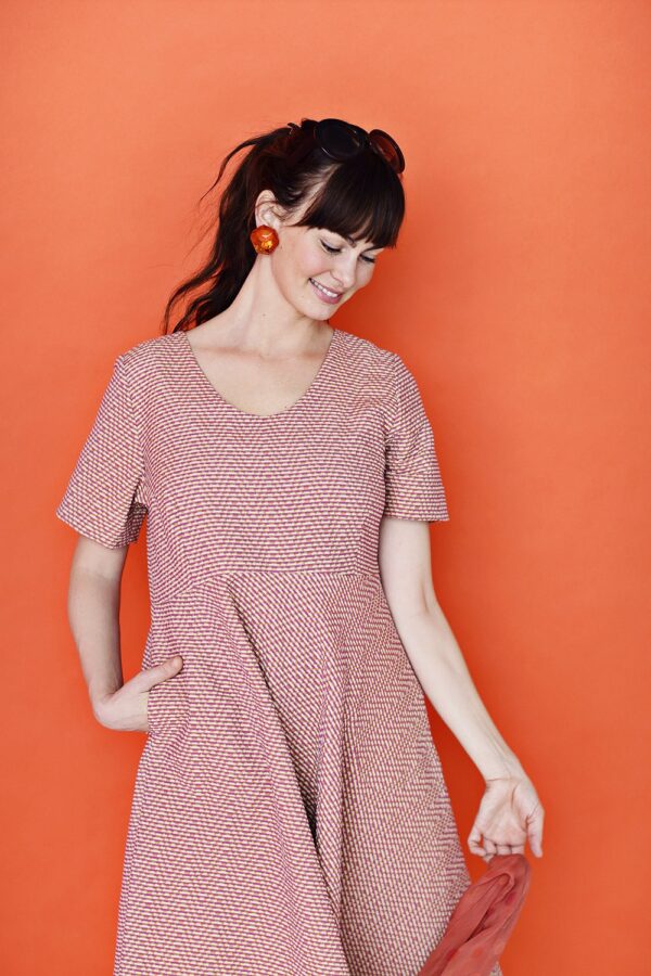 mc808d-or-pi-orange-pink-dress-round-cut-jacquard-cotton-kjole-rundskåret-skørt-bomuld-4