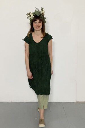Knälång sidenklänning från Privatsachen i mörkgrön