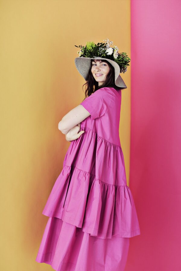 Mc769F-pink-flæsekjole-bomuld-ruffle-dress-2