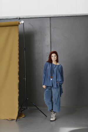 Blue corduroy trousers with elastic waistband