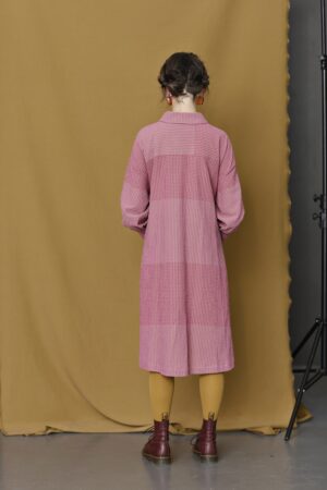 Oversize shirt dress in pink small checks