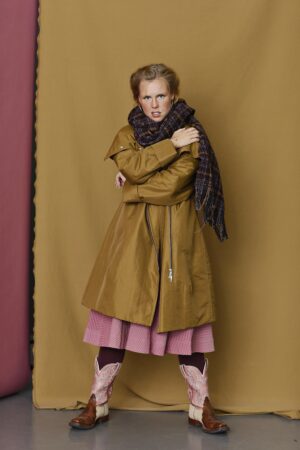Mc821b-golden-fitted winter coat-mcverdi-frakke-til kvinder-vinterfrakke-3