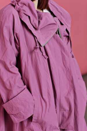 mc841a-pink-sommerjakke-lynlås-zipper-coat with hood-2