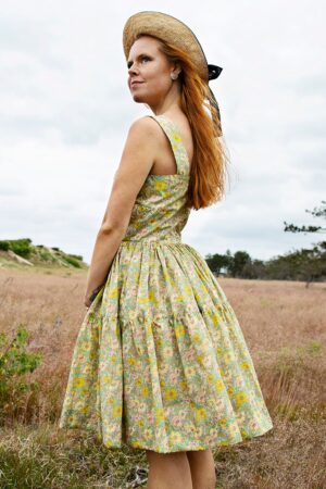 meadow-dress-libertyprint-september20-kjole