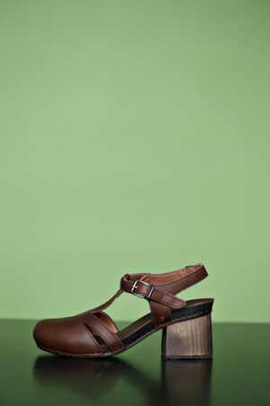 1874-grass-waxed-brown-art-sko-sandal-mcverdi-2