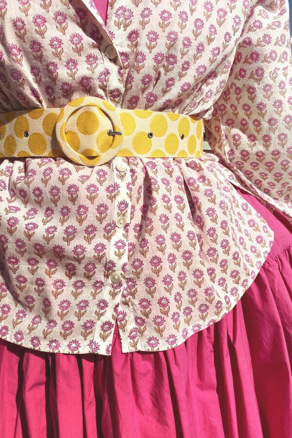 13-julie-pink-kjole-zen-ethic-gult-bælte