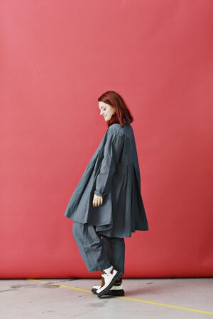 schlankerl-0320-grå-privatsachen-frakke-bomuldsfrakke-frakkejakke-gråfrakke-kjolefrakke-2