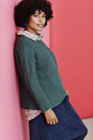 Knitted sweater in cold green from Mansted
