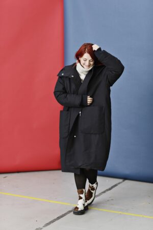 mc861c-black-coat-long coat with hood-women-mcverdi-4