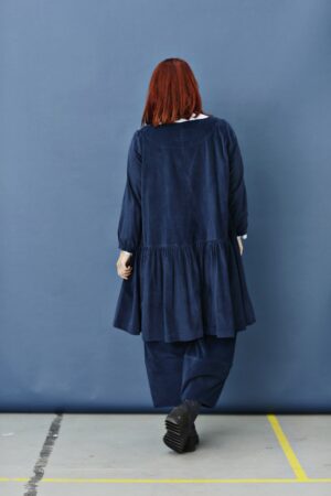 mc866b-blue-blå fløjlskjole- A-line dress in corduroy-winter dress-mcverdi-3