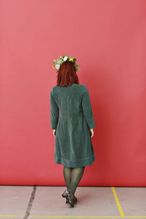 mc867c-green-grøn fløjlskjole-foeret kjole-vinterkjole-mcverdi-3