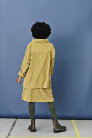 mc867b-yellow-corduroy sweater-oversize-fløjl-gul-busseronne-mcverdi-2