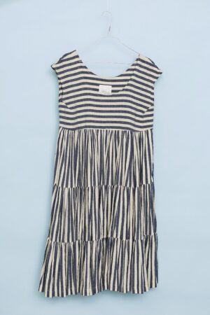 mc881c-dress-flæsekjole-striped dress-mcverdi-ss23-summer collection-linen-cotton-bomuld-4