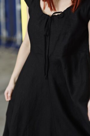 mc882d-black-linen dress-sort kjole i hør-mcverdi-2