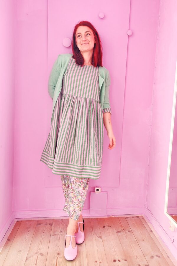mc881f-pink-grøn-mcverdi-kjole-stribet-striped-dress-113505