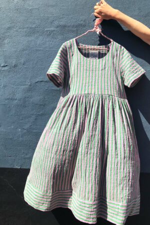 Mc881d-dress-ss23-stripes-green-rosa