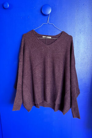 Plum-colored Poncho from Mansted