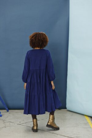 mc906e-blue baby cord dress-mcverdi-flæsekjole-ruffledress-2