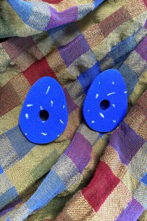 Ovalformede øreringe i koboltblå