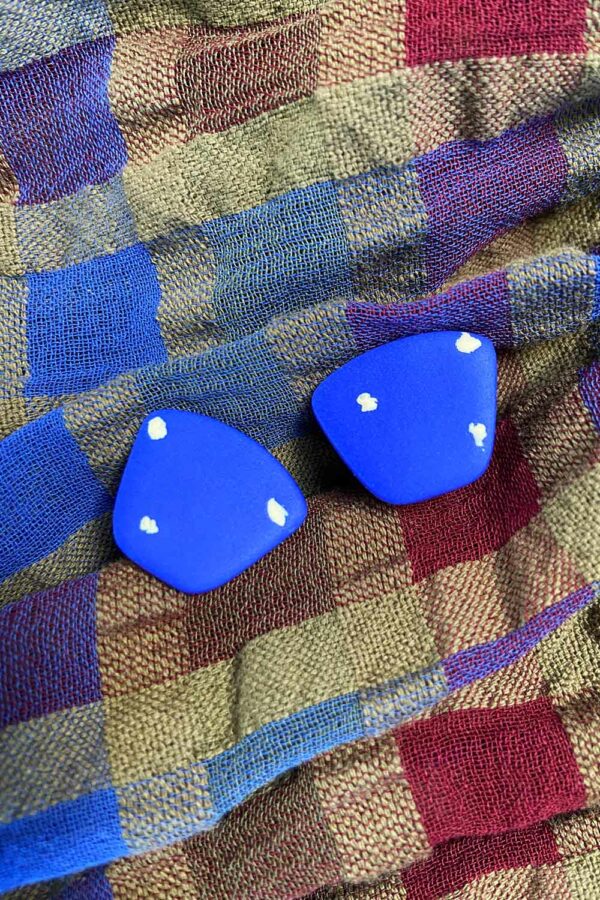 menir-small-dots-cobolt-earrings