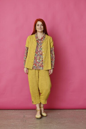 mc732a-gul-yellow-hør-linen-sommer-bluse-shirt-ss24-1