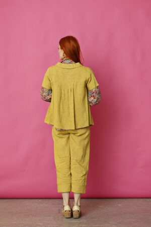 mc732a-gul-yellow-hør-linen-sommer-bluse-shirt-ss24--3