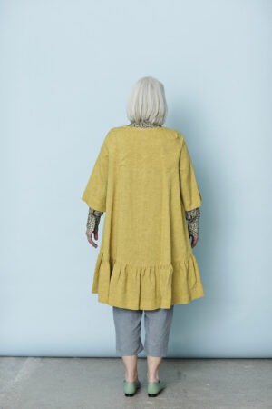 mc922d-kjole-mcverdi-dress-hør-hørkjole-linendress-linen-yellow-sommerkjole